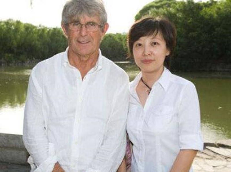 来自陕西的华阴老腔用粗犷嘹亮的唱腔与极具张力的表演，充分展现出这一国家级非遗的豪迈气魄与厚重底蕴。